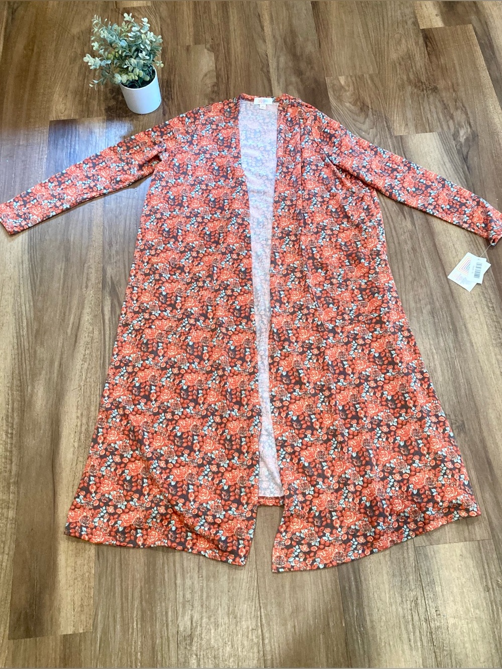 LuLaRoe Coral Floral Open-Front Long Sarah Cardigan size M could fit L